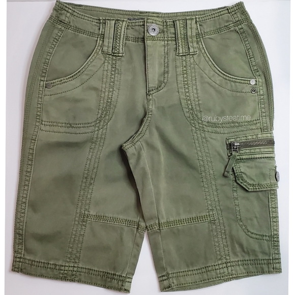 ANTHROPOLOGIE - MARRAKECH Olive Cargo / Utility Bermuda Short, Casual - Picture 2 of 10